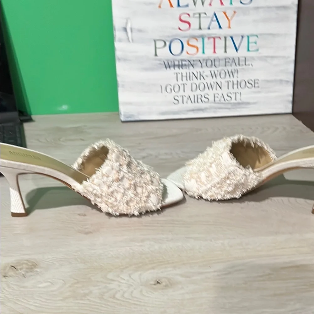Michael Kors Cream Quilted Heeled Sandals size 6